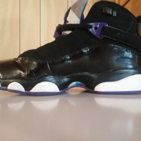 Size 6y Air Jordans - Picture 3 of 7